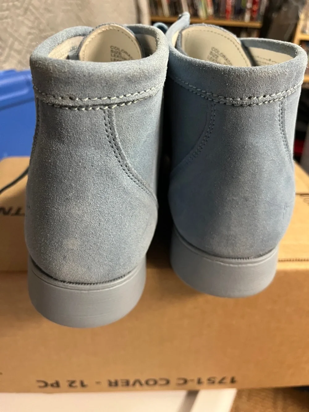 Men's Suede Chukka Boots in Dusty Light Blue - Picture 5 of 7
